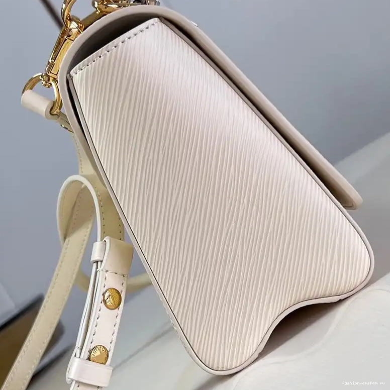Fashionrepsfam ru 2407YZ0182 Bags LV 0708